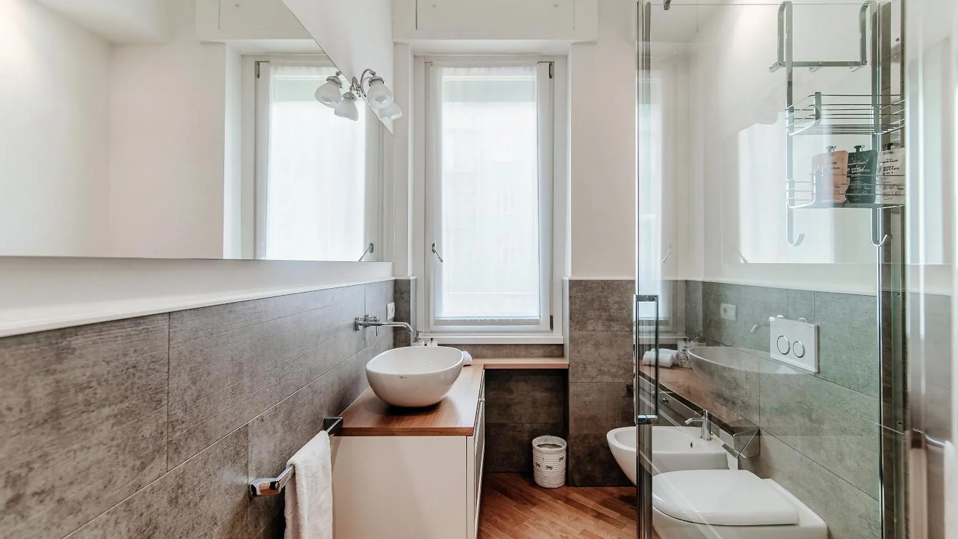 Lp Luxury Apartment - Downtown Como Italy